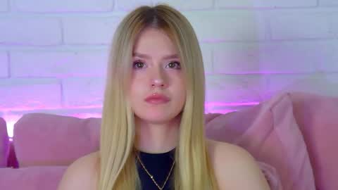 MilanaBalmain online show from February 2026 07:54:01 PM