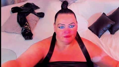 Lana online show from December 2024 07:17:02 PM