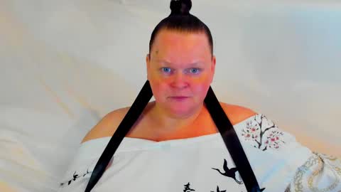 Lana online show from February 2025 05:50:02 PM