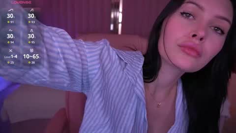 Snapshot of milanamusee chatting on November 2025 02:19:01 PM Milana online show from November 2025 02:19:01 PM