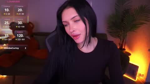 Milana online show from December 2025 02:56:01 PM