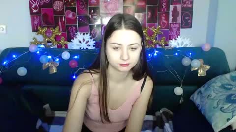 milanaroz online show from January 2025 05:48:01 AM