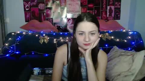 milanaroz online show from January 2025 05:07:02 PM