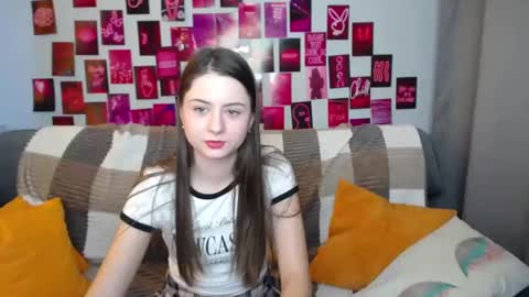 milanaroz online show from February 2025 08:50:02 AM