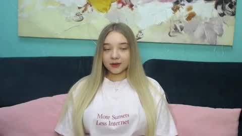 Milana online show from March 2026 05:46:02 AM