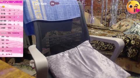 Luna-- link in bio online show from January 2025 03:18:02 PM