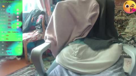 Snapshot of milanasvethoney chatting on March 2026 11:36:01 AM Luna-- link in bio online show from March 2026 11:36:01 AM