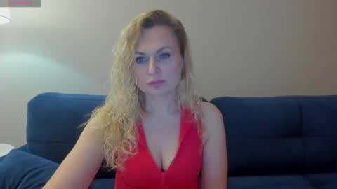 milanna_x online show from November 2025 07:40:03 PM