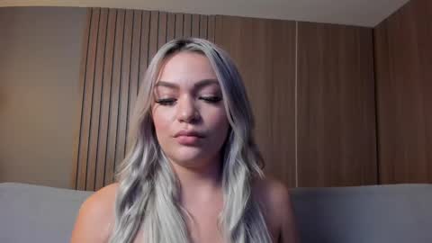 Sexy Mila  online show from February 2025 02:06:02 PM