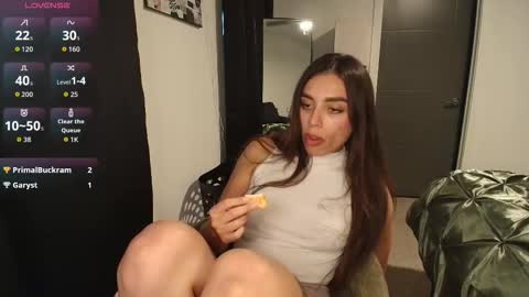 Snapshot of milaseren chatting on March 2026 02:17:02 AM Mila online show from March 2026 02:17:02 AM