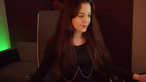 Snapshot of milastoyne chatting on March 2025 06:18:02 AM milastoyne online show from March 2025 06:18:02 AM