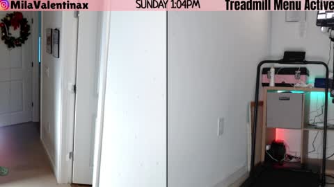 Snapshot of milavalentinax chatting on December 2025 06:04:02 PM Mila Valentina online show from December 2025 06:04:02 PM