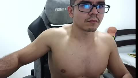 Snapshot of milcaritas3 chatting on April 2026 08:03:01 PM milcaritas3 online show from April 2026 08:03:01 PM