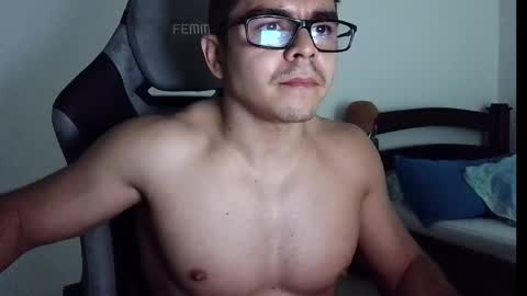 Snapshot of milcaritas3 chatting on April 2026 10:56:02 PM milcaritas3 online show from April 2026 10:56:02 PM