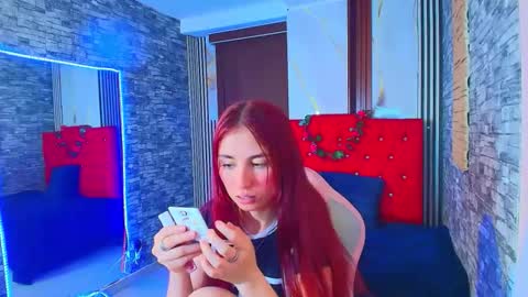 Snapshot of mildrecute chatting on November 2025 09:32:01 PM Ana online show from November 2025 09:32:01 PM