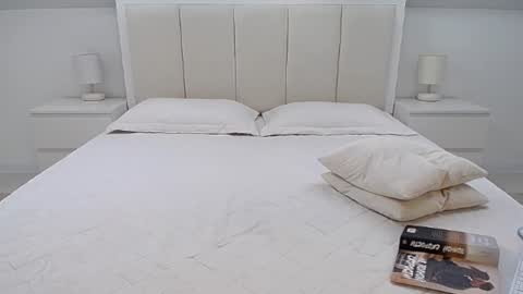 Snapshot of milena29 chatting on January 2025 08:45:01 AM Milena online show from January 2025 08:45:01 AM