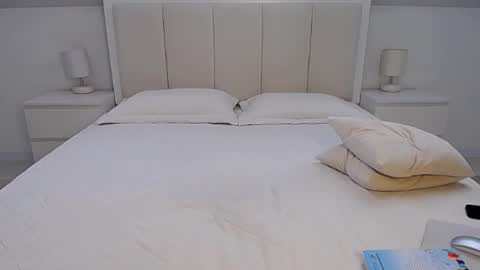 Snapshot of milena29 chatting on September 2025 04:57:02 AM Milena online show from September 2025 04:57:02 AM