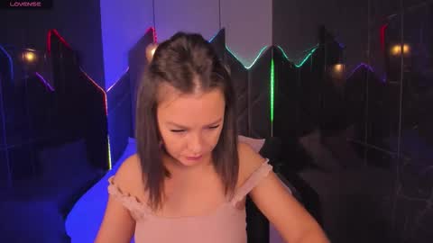 Milena online show from October 2025 08:31:01 PM