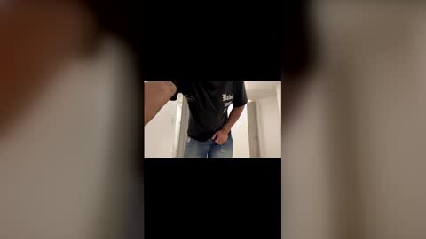 mileslennon online show from November 2025 10:23:01 PM