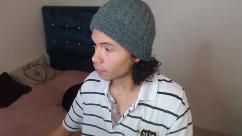 milesxoxo6969 online show from October 2025 04:20:02 PM