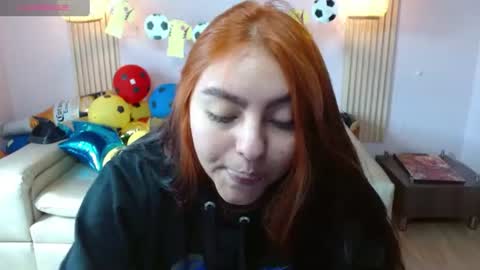 Snapshot of miley_clarck chatting on July 2026 01:58:01 PM Miley online show from July 2026 01:58:01 PM