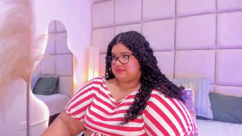 Miley online show from November 2025 07:27:01 PM