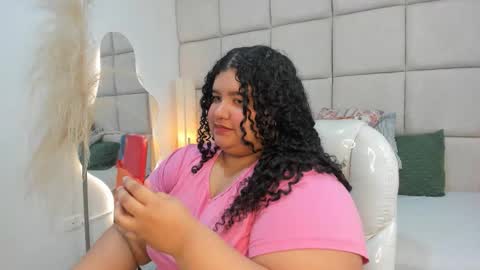 Miley online show from December 2025 08:07:02 PM