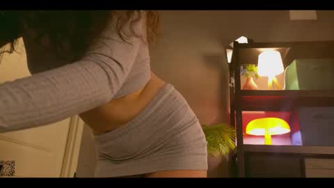 Miley online show from September 2025 05:34:02 AM