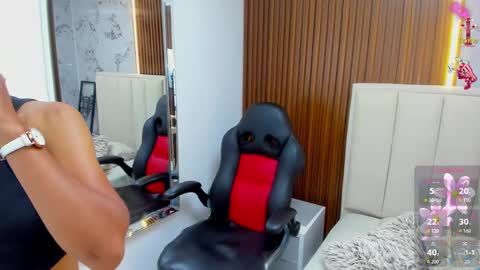 MILEY online show from September 2025 08:12:02 PM