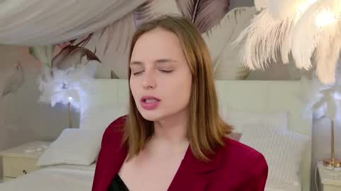 mileylovelyx online show from November 2025 09:58:01 PM