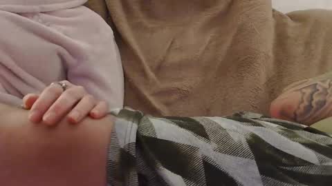 Snapshot of milfanddilf696969 chatting on December 2024 01:15:02 AM milfanddilf696969 online show from December 2024 01:15:02 AM