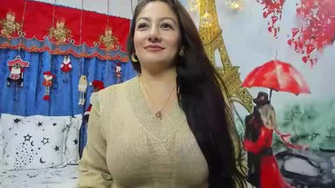Snapshot of milfboobs_10 chatting on December 2024 11:34:01 PM Nakary Bustamante online show from December 2024 11:34:01 PM