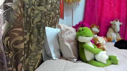 Snapshot of milfboobs_10 chatting on October 2025 08:59:01 PM Nakary Bustamante online show from October 2025 08:59:01 PM