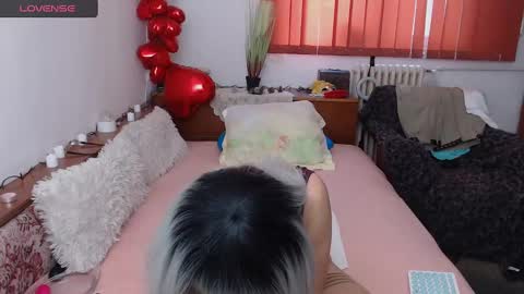 Snapshot of milfdolores chatting on January 2025 06:46:01 AM milfdolores online show from January 2025 06:46:01 AM