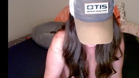 Snapshot of milfmonee chatting on January 2025 02:23:01 AM MILF Monee online show from January 2025 02:23:01 AM