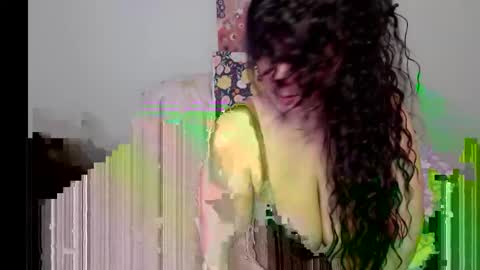 Snapshot of milfmonee chatting on January 2025 07:32:01 PM MILF Monee online show from January 2025 07:32:01 PM