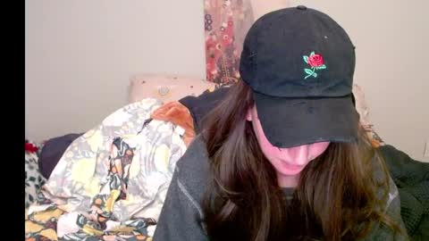 Snapshot of milfmonee chatting on January 2025 01:22:01 AM MILF Monee online show from January 2025 01:22:01 AM