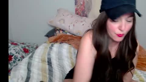 Snapshot of milfmonee chatting on February 2025 01:55:02 AM MILF Monee online show from February 2025 01:55:02 AM