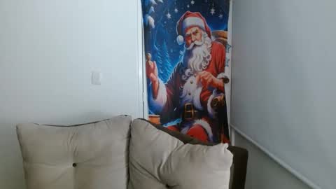 Snapshot of milfrosalie chatting on December 2025 09:51:02 AM Rosalie online show from December 2025 09:51:02 AM