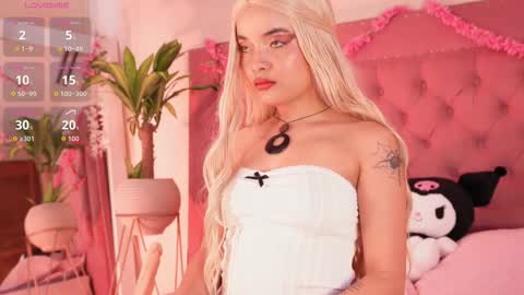 Snapshot of mili_moon_ chatting on September 2025 12:30:01 PM online show from September 2025 12:30:01 PM