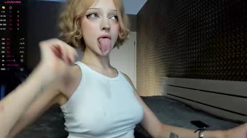 Snapshot of milinamarvelous chatting on March 2026 12:50:01 AM Mila 3 aka Deepthroat World Champion online show from March 2026 12:50:01 AM