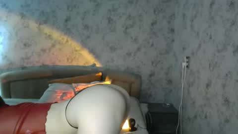 milissasii online show from October 2025 01:57:02 PM