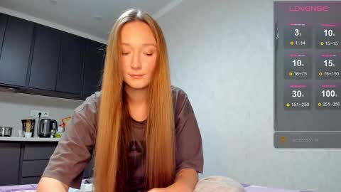 MilkaLiza online show from November 2025 06:52:02 PM