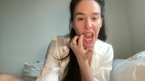 Milk online show from January 2025 11:21:02 AM