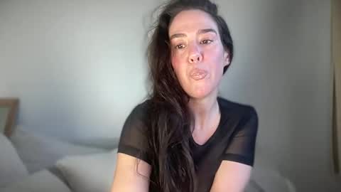 Milk online show from September 2025 12:27:02 PM