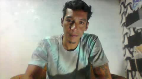 Snapshot of milkhammer chatting on December 2024 12:57:02 AM Hammer online show from December 2024 12:57:02 AM