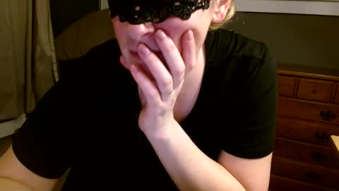 Snapshot of milking_daddi chatting on March 2025 01:01:01 AM milking_daddi online show from March 2025 01:01:01 AM