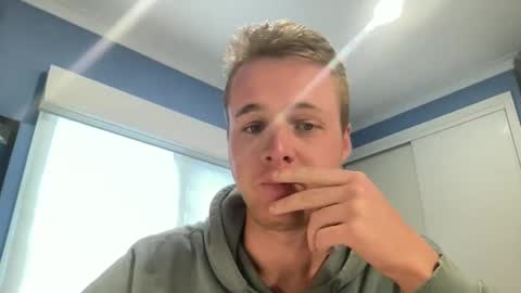 Snapshot of milkplease1234567 chatting on November 2025 07:36:02 AM Milkplease online show from November 2025 07:36:02 AM