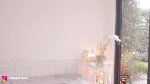 Snapshot of milky_0 chatting on March 2026 05:18:02 PM milky_0 online show from March 2026 05:18:02 PM