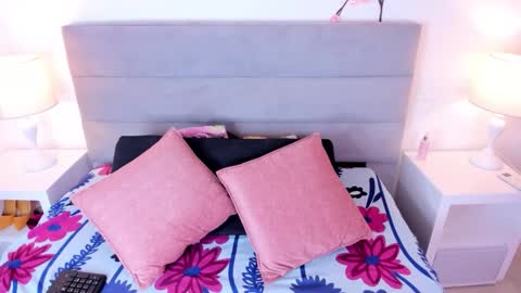 milky__boobs699 online show from March 2026 12:33:02 PM